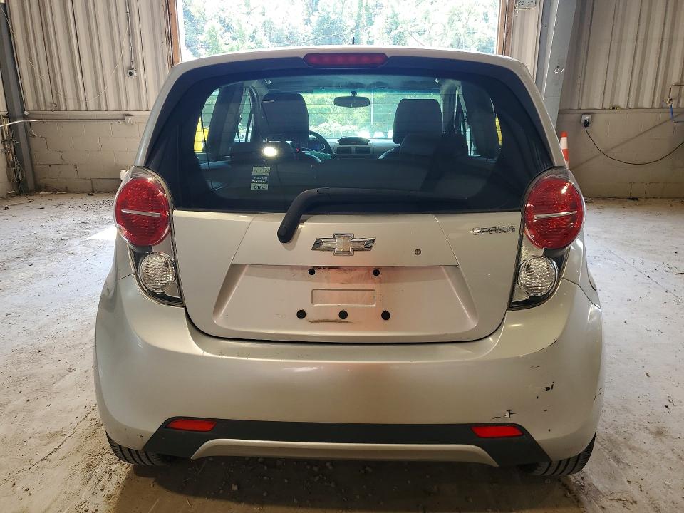 Foto 6 de la subasta – 2014 CHEVROLET SPARK con VIN KL8CD6S92EC519243