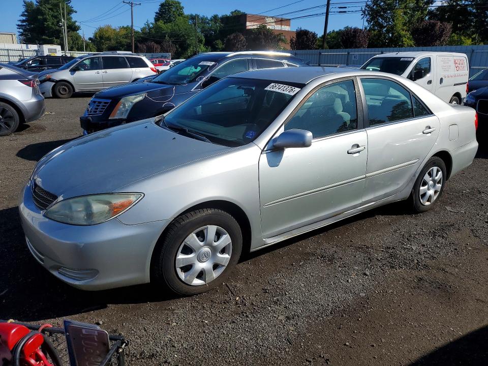 2004 TOYOTA CAMRY - Търг №66141376
