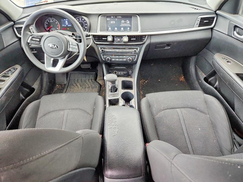 Photo 8 from auction – 2019 KIA OPTIMA with VIN 5XXGT4L31KG312607