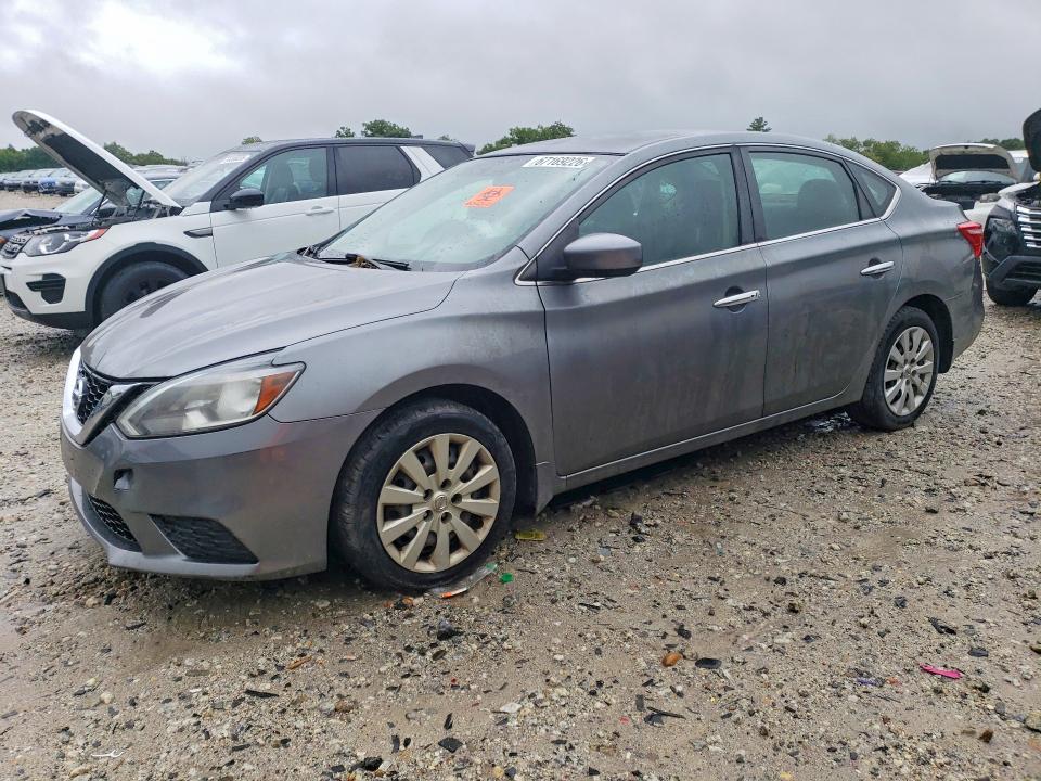 NISSAN SENTRA 2017 with VIN 3N1AB7AP9HY306024 - Photo from auction