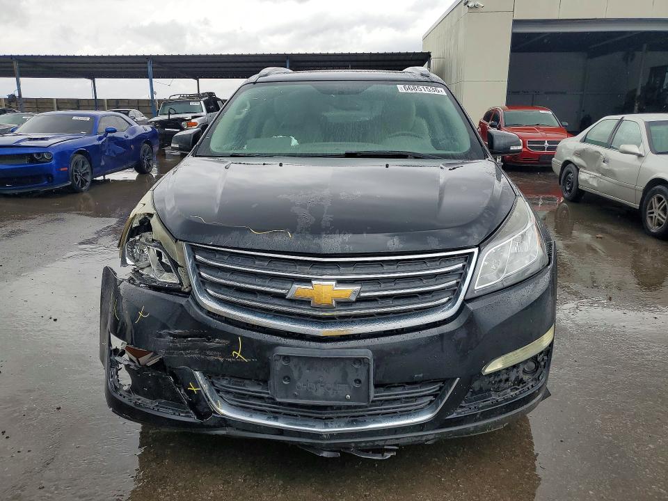 Photo 5 from auction – 2015 CHEVROLET TRAVERSE with VIN 1GNKVHKDXFJ298298