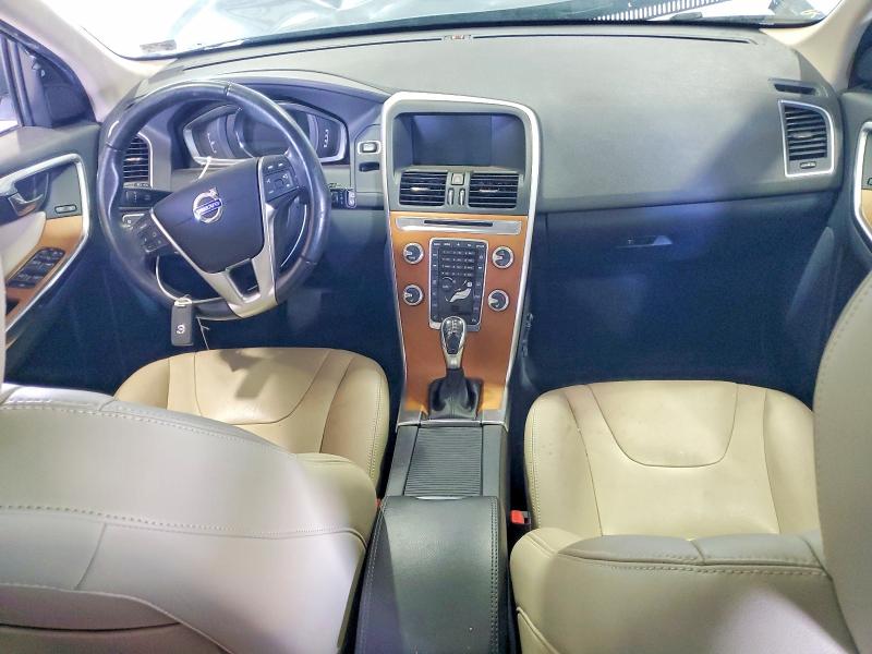 Photo 8 from auction – 2017 VOLVO XC60 with VIN YV440MDU9H2202452
