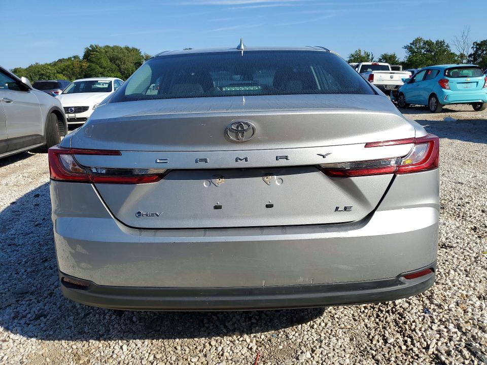 Photo 6 from auction – 2025 TOYOTA CAMRY with VIN 4T1DAACK0SU019916