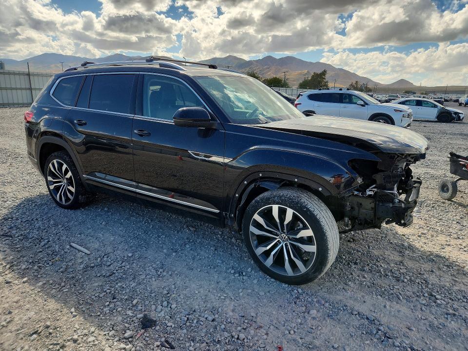 Photo 4 from auction – 2023 VOLKSWAGEN ATLAS with VIN 1V2FR2CA8PC527467