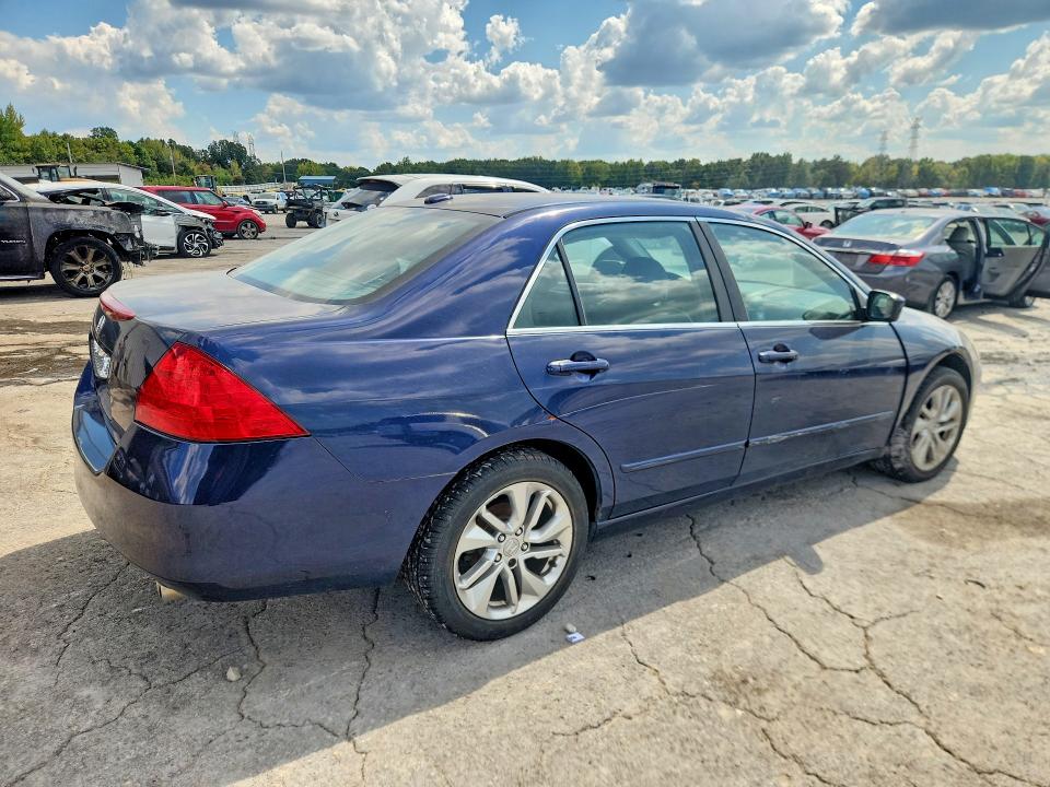 Photo 3 from auction – 2007 HONDA ACCORD with VIN 1HGCM56817A094665