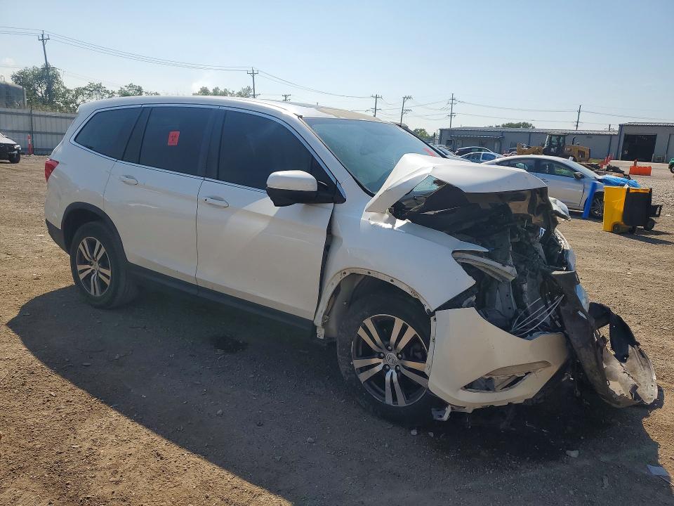 Фото 4 с аукциона – 2016 HONDA PILOT с VIN 5FNYF6H57GB003798