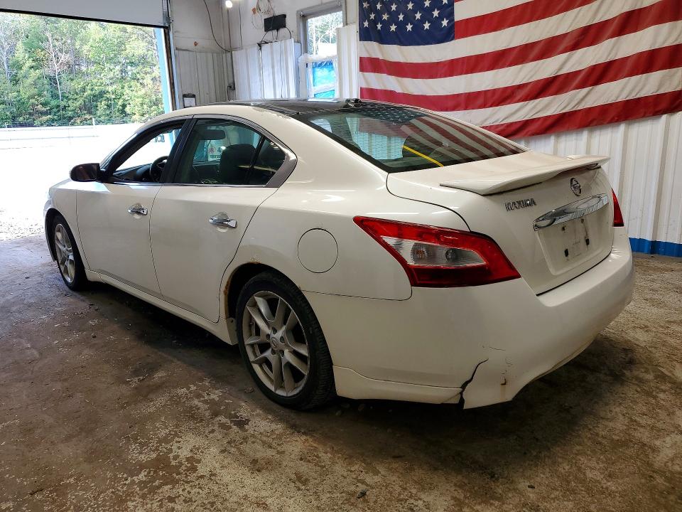 Photo 2 from auction – 2010 NISSAN MAXIMA with VIN 1N4AA5AP5AC810885