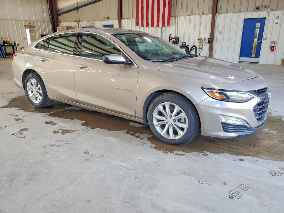 Photo 4 from auction – 2023 CHEVROLET MALIBU with VIN 1G1ZD5ST1PF210669