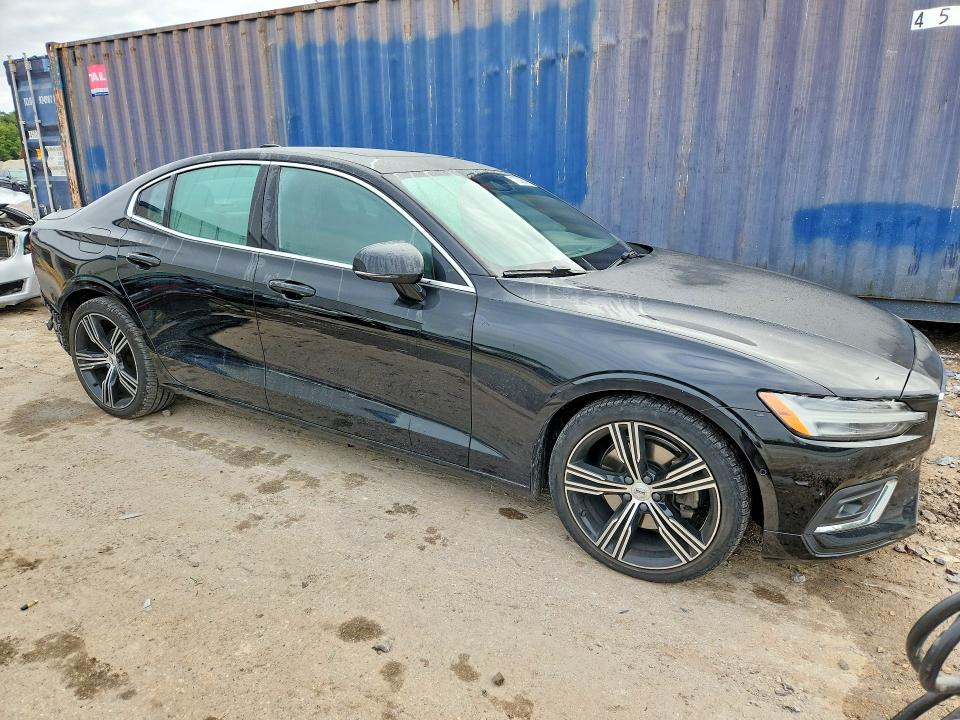 Photo 4 from auction – 2019 VOLVO S60 with VIN 7JR102FL1KG014888