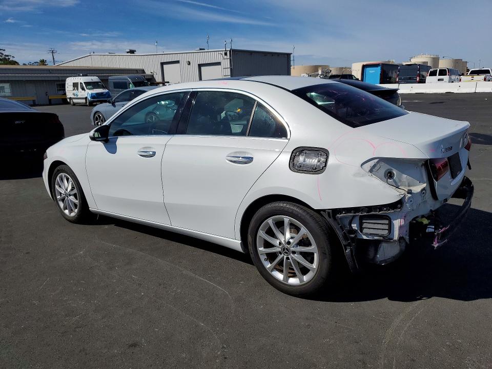 Снимка 2 от търг – 2019 MERCEDES-BENZ A с VIN WDD3G4EB1KW027658
