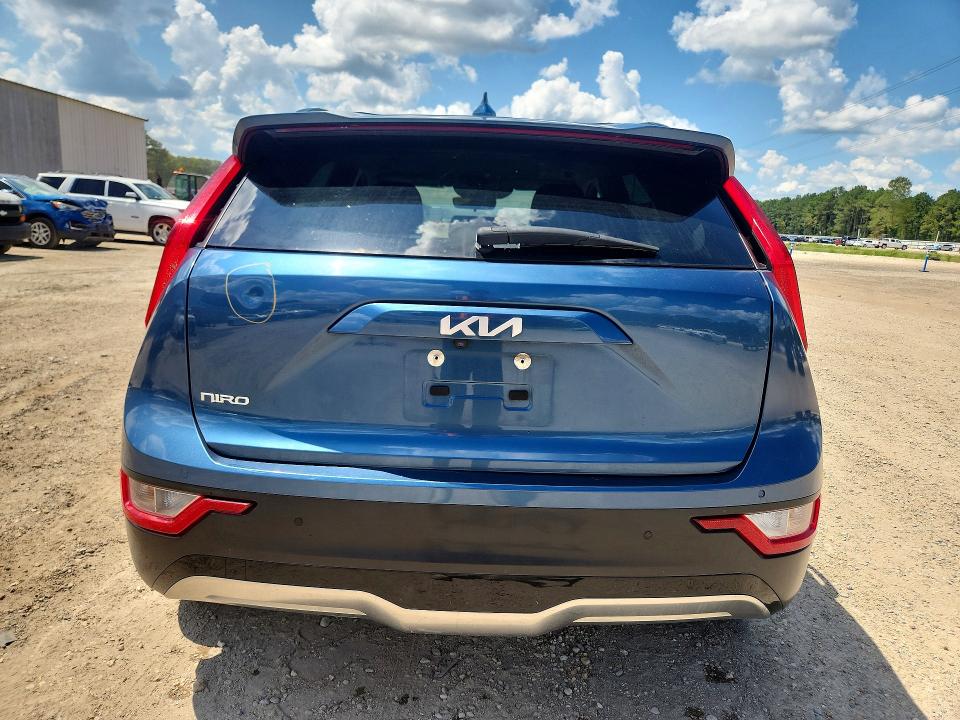 Foto 6 de la subasta – 2023 KIA NIRO con VIN KNDCR3L18P5072442