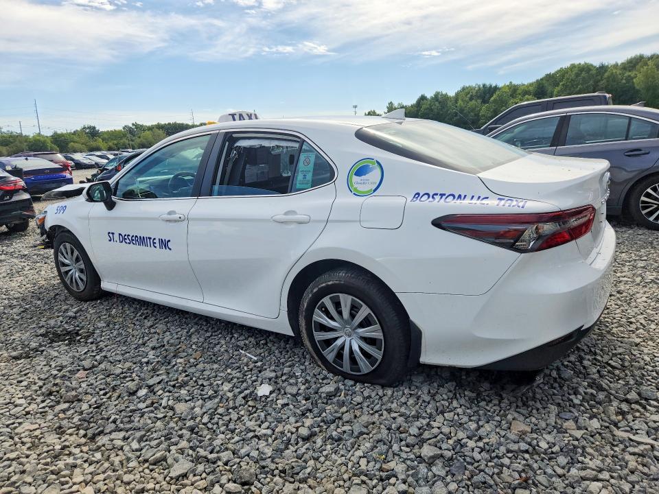 Photo 2 from auction – 2023 TOYOTA CAMRY with VIN 4T1C31AK9PU052364