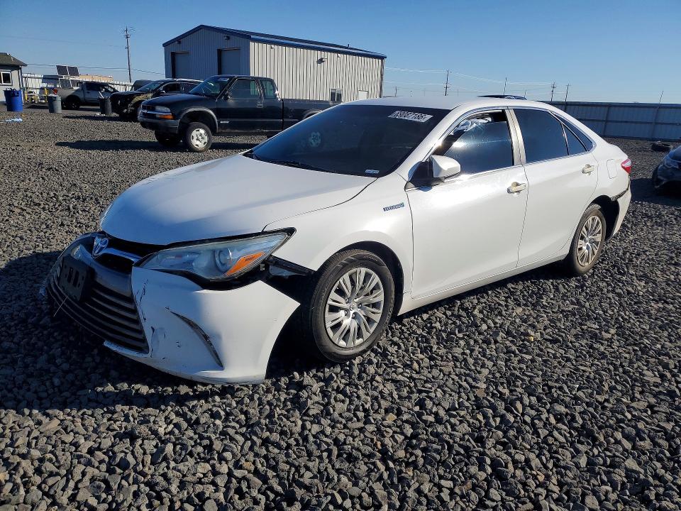 2016 TOYOTA CAMRY HYBRID - Търг №69087186