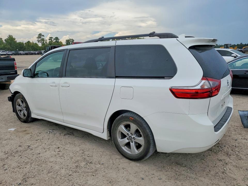 Photo 2 from auction – 2020 TOYOTA SIENNA with VIN 5TDKZ3DC4LS024355