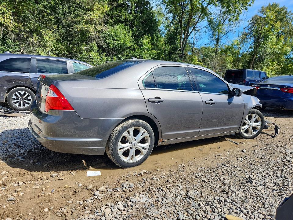 Zdjęcie 3 z aukcji – 2012 FORD FUSION z VIN 3FAHP0HA9CR299963