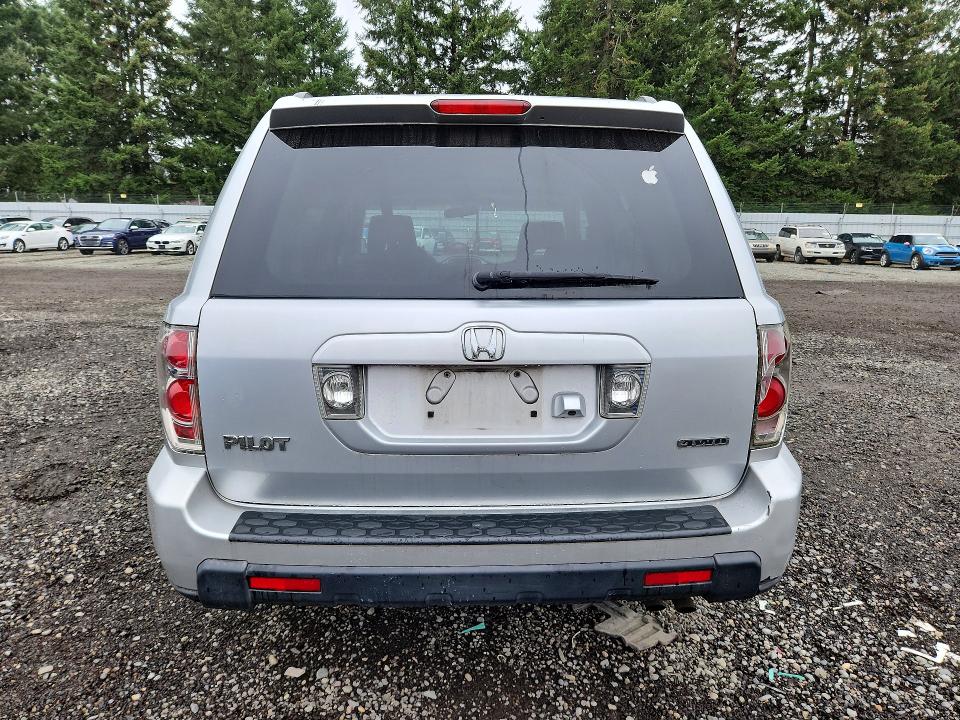 Photo 6 from auction – 2006 HONDA PILOT with VIN 2HKYF187X6H528584