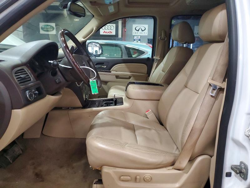 Foto 7 de la subasta – 2010 GMC YUKON con VIN 1GKUKEEF2AR129090