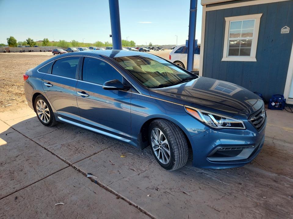 Photo 4 from auction – 2016 HYUNDAI SONATA with VIN 5NPE34AF9GH321197