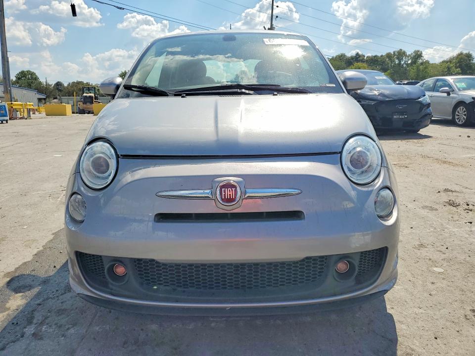 صورة رقم 5 من المزاد - 2018 FIAT 500 مع VIN 3C3CFFKH7JT335458