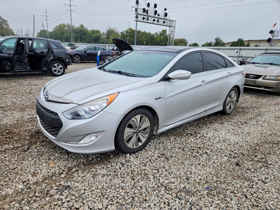 HYUNDAI SONATA 2014 z numerem VIN KMHEC4A49EA113044 - Zdjęcie z aukcji