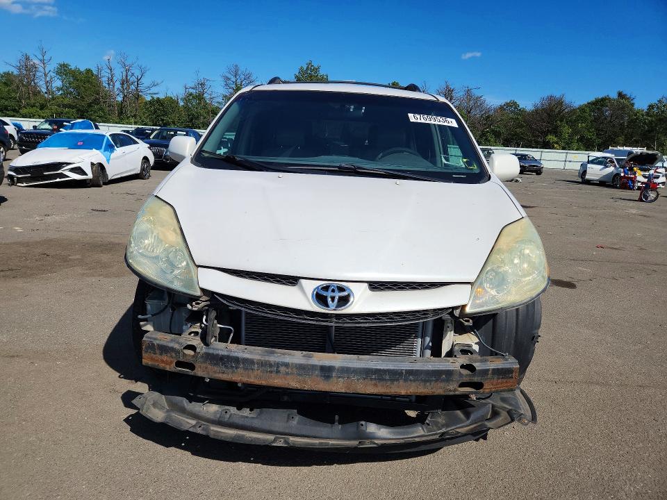 Снимка 5 от търг – 2006 TOYOTA SIENNA с VIN 5TDZA22C36S500618