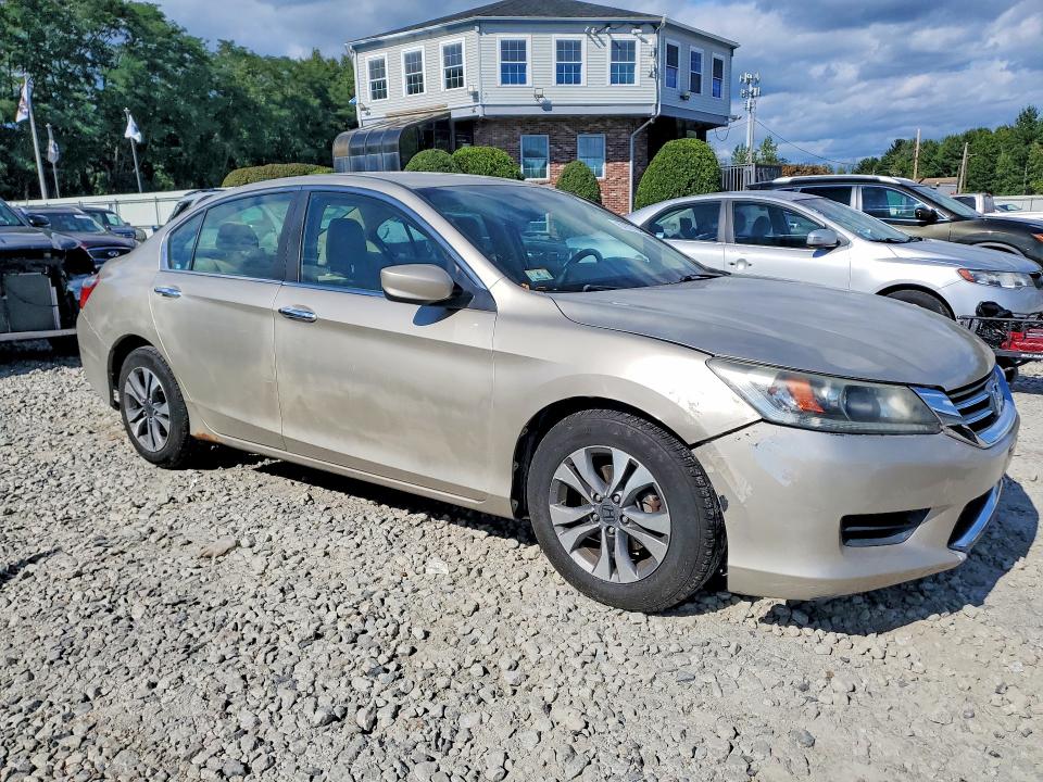 Photo 4 from auction – 2014 HONDA ACCORD with VIN 1HGCR2F32EA285528