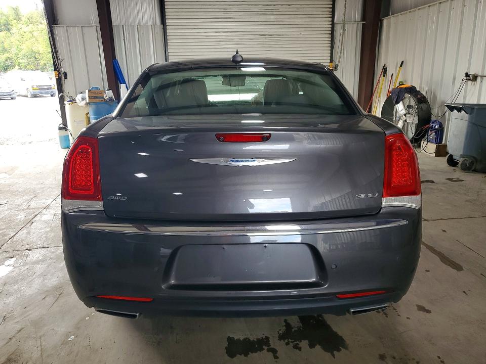 صورة رقم 6 من المزاد - 2018 CHRYSLER 300 مع VIN 2C3CCAKG6JH276107