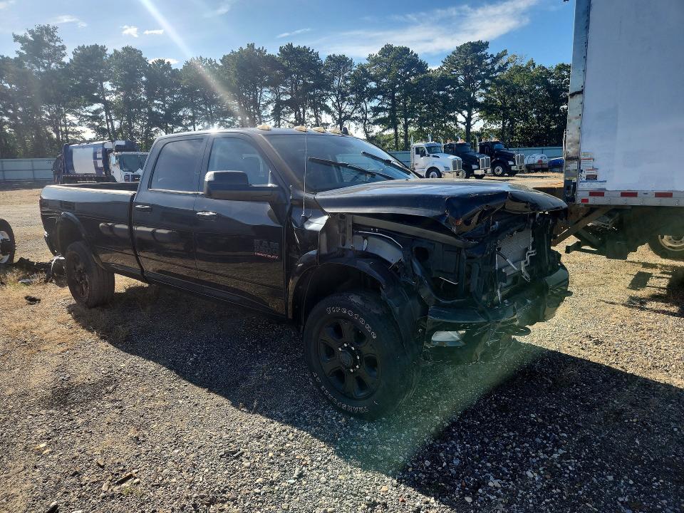 Photo 4 from auction – 2016 RAM 3500 with VIN 3C63R3JL4GG241716