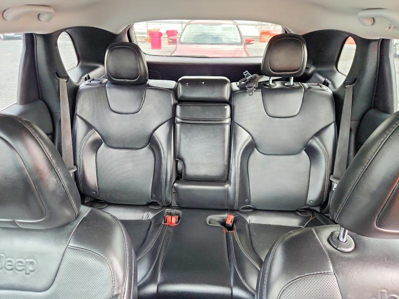 صورة رقم 10 من المزاد - 2019 JEEP CHEROKEE مع VIN 1C4PJLDB2KD302572