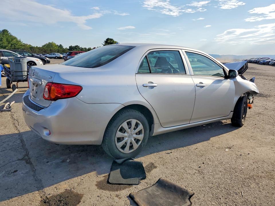 Снимка 3 от търг – 2010 TOYOTA COROLLA с VIN JTDBU4EE4AJ065941