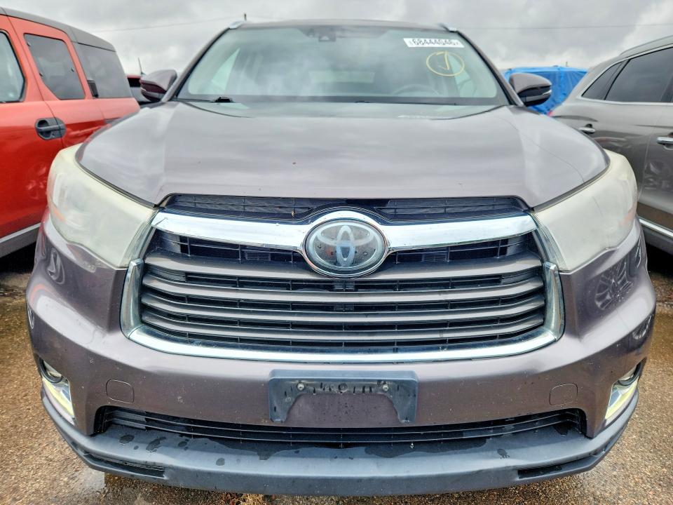 Фото 5 с аукциона – 2016 TOYOTA HIGHLANDER с VIN 5TDDKRFH5GS250824