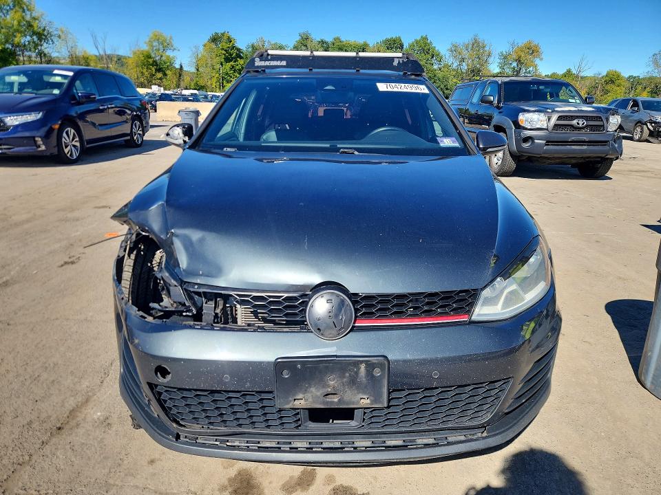 Photo 5 from auction – 2016 VOLKSWAGEN GTI with VIN 3VW447AU2GM018925