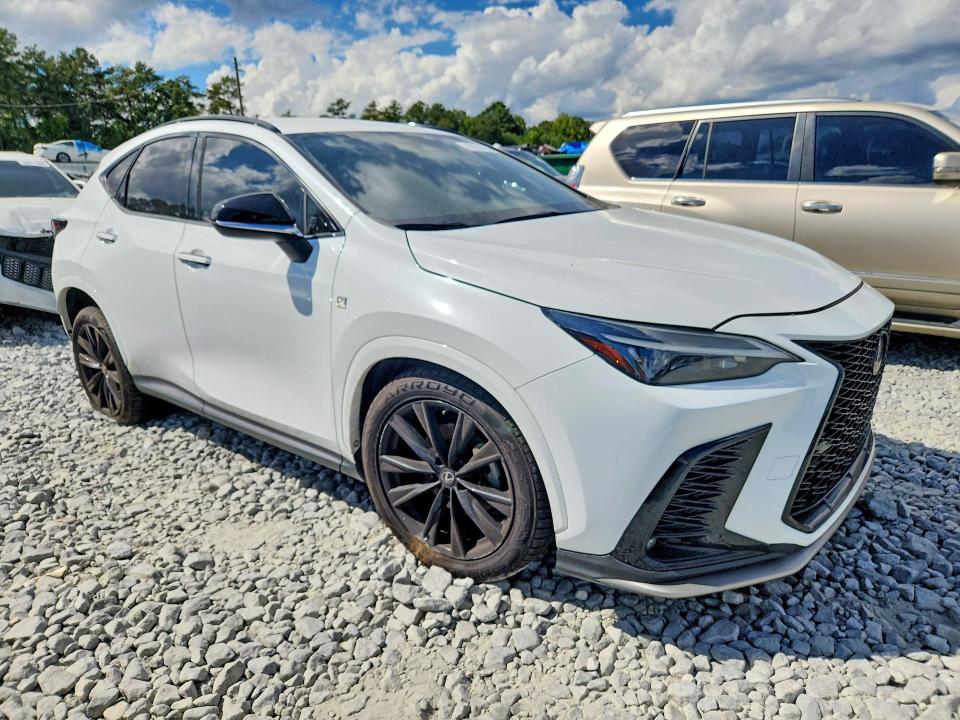 Снимка 4 от търг – 2022 LEXUS NX с VIN JTJKGCEZ5N2001456