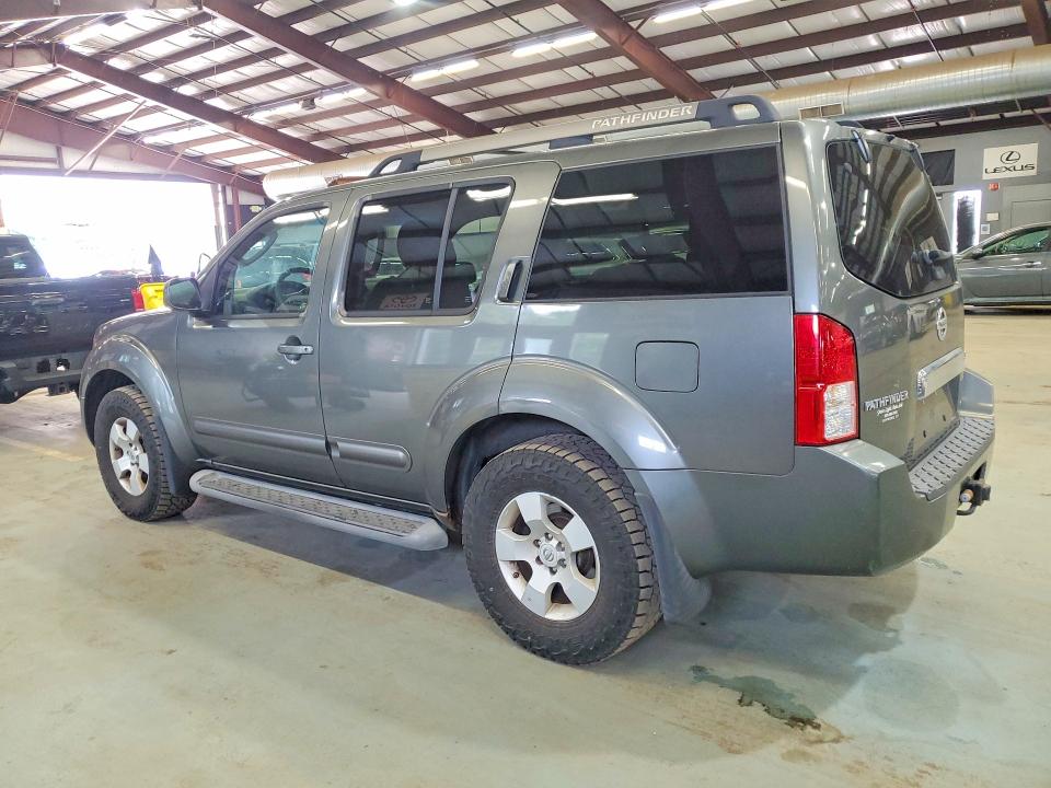 Photo 2 from auction – 2005 NISSAN PATHFINDER with VIN 5N1AR18W75C768830