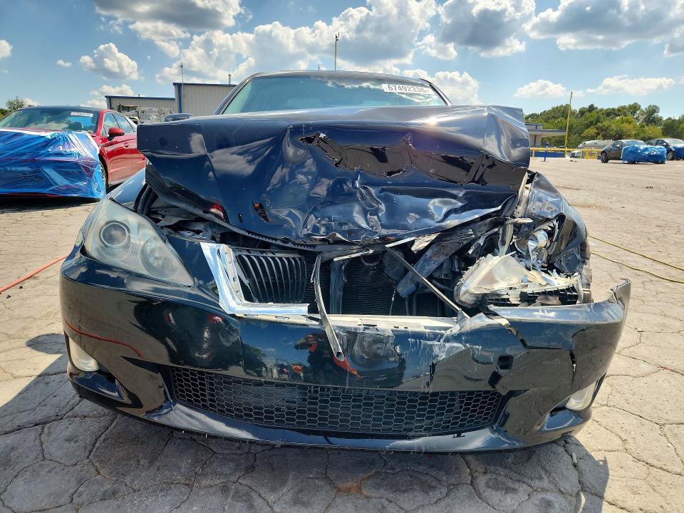Photo 5 from auction – 2010 LEXUS IS 250 with VIN JTHBF5C20A5120773