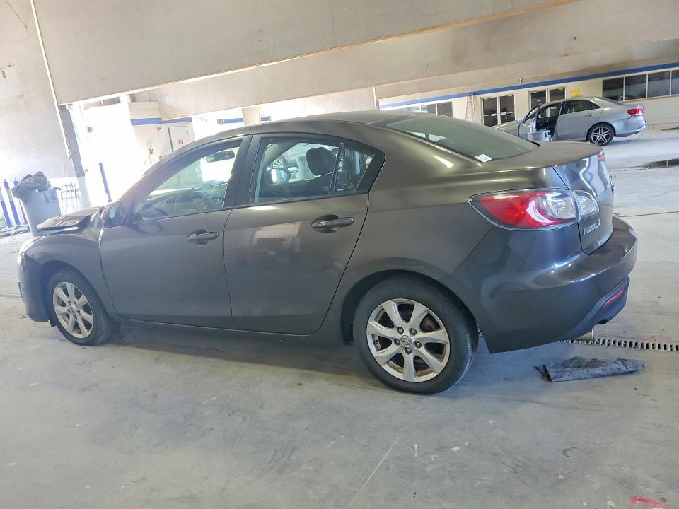 Foto 2 de la subasta – 2010 MAZDA 3 con VIN JM1BL1SF7A1158581