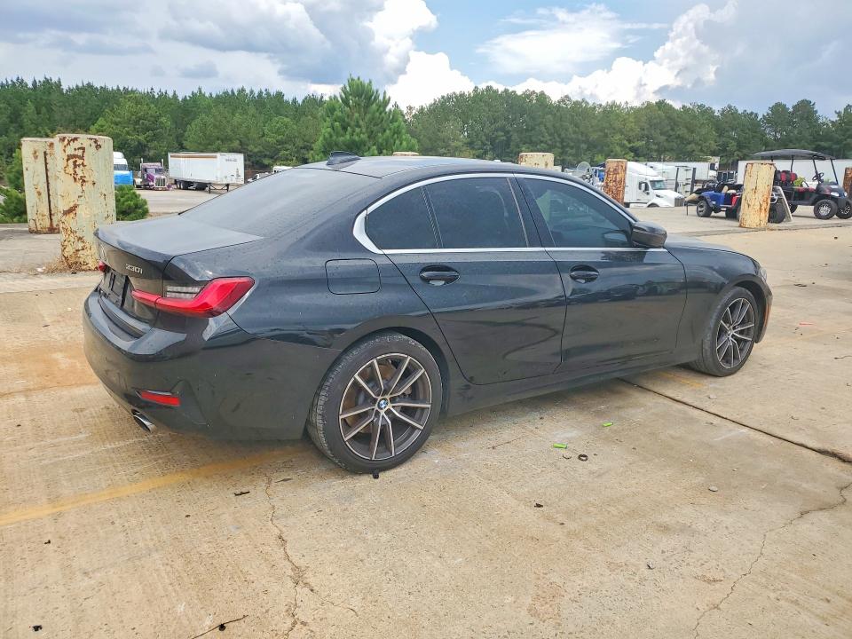 Photo 3 from auction – 2021 BMW 330I with VIN 3MW5R1J01M8C08252