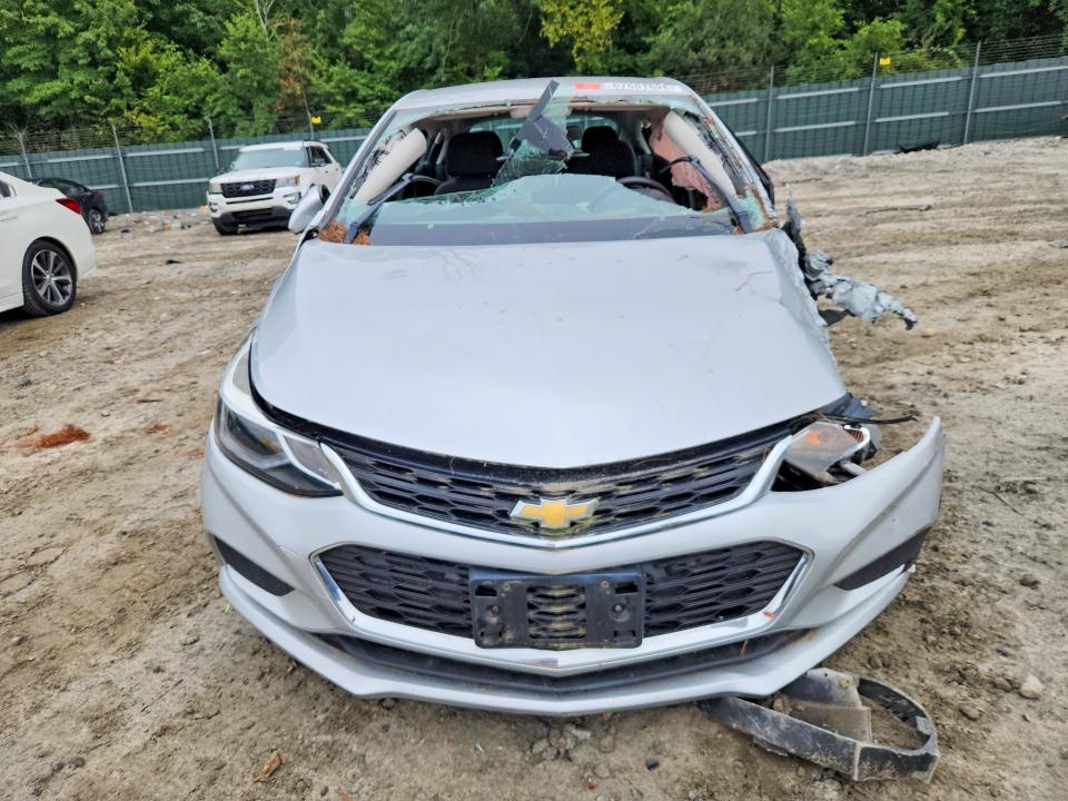 Photo 5 from auction – 2018 CHEVROLET CRUZE with VIN 3G1BE6SM6JS642139