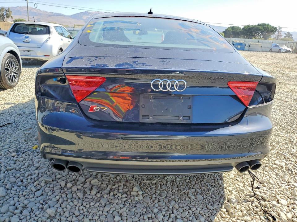 Photo 6 from auction – 2015 AUDI S7 with VIN WAUW2AFC6FN010021