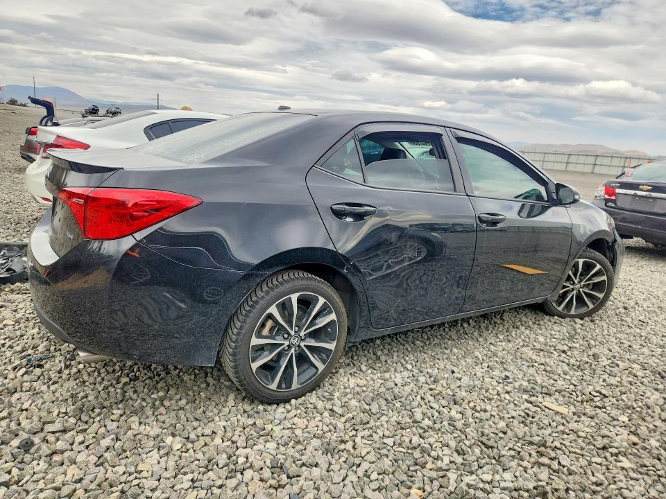 Photo 3 from auction – 2017 TOYOTA COROLLA with VIN 2T1BURHE1HC791559