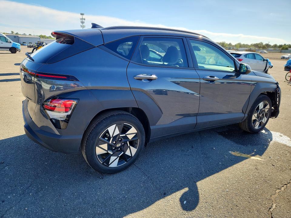 Снимка 3 от търг – 2024 HYUNDAI KONA с VIN KM8HC3ABXRU081621