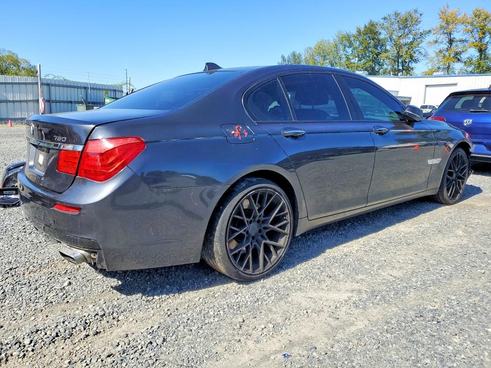 Photo 3 from auction – 2014 BMW 750 with VIN WBAYB6C58ED224217