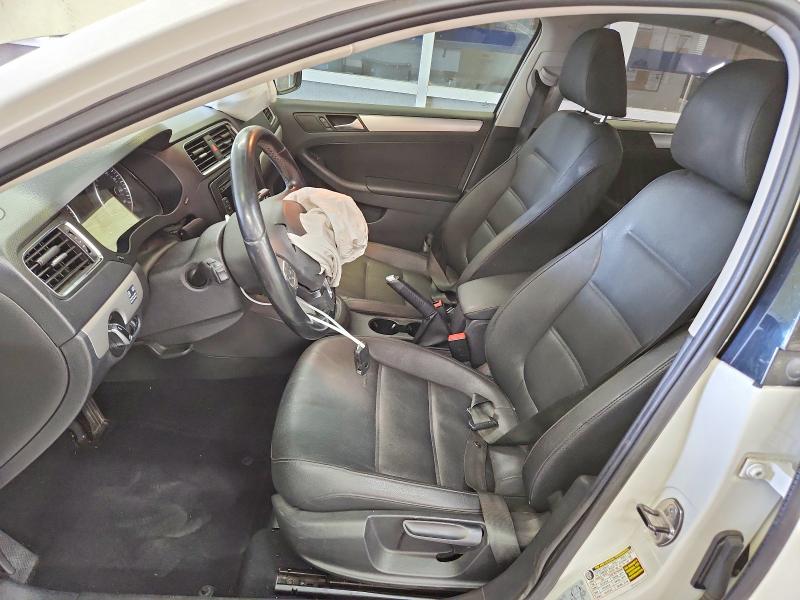 Photo 7 from auction – 2012 VOLKSWAGEN JETTA with VIN 3VWLL7AJ0CM359710