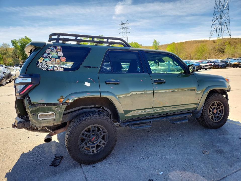 Photo 3 from auction – 2020 TOYOTA 4RUNNER with VIN JTEBU5JR7L5771758