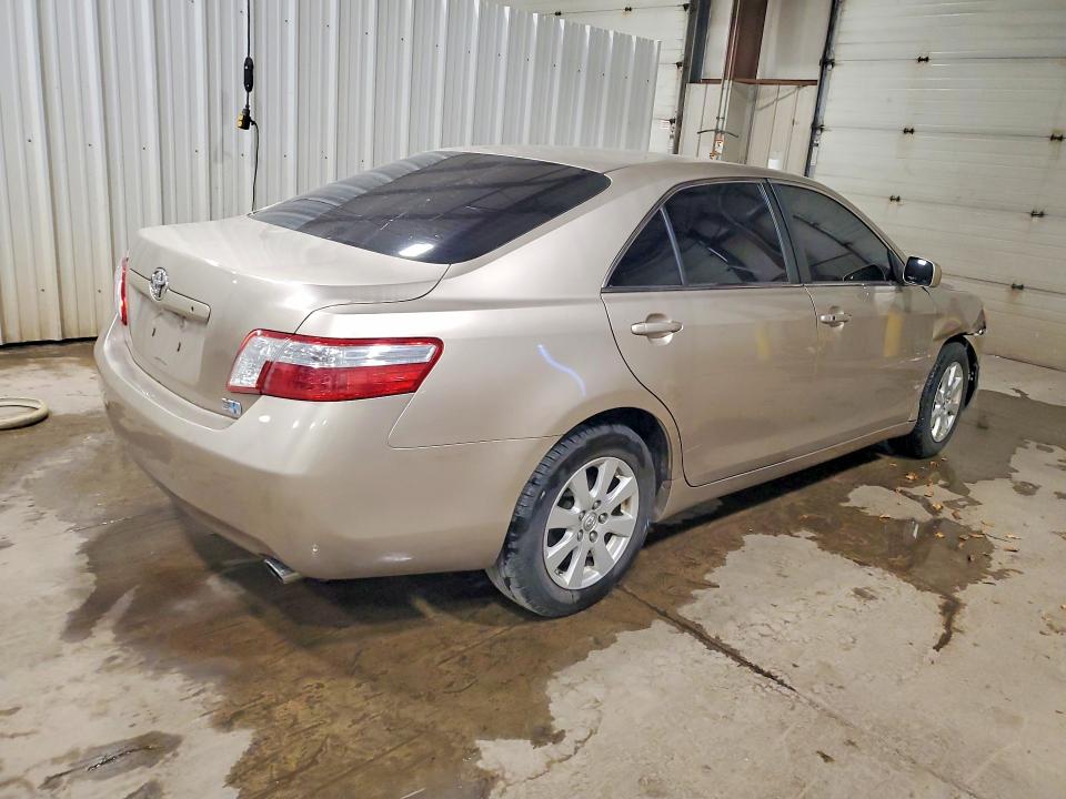 Photo 3 from auction – 2008 TOYOTA CAMRY with VIN JTNBB46K183045473