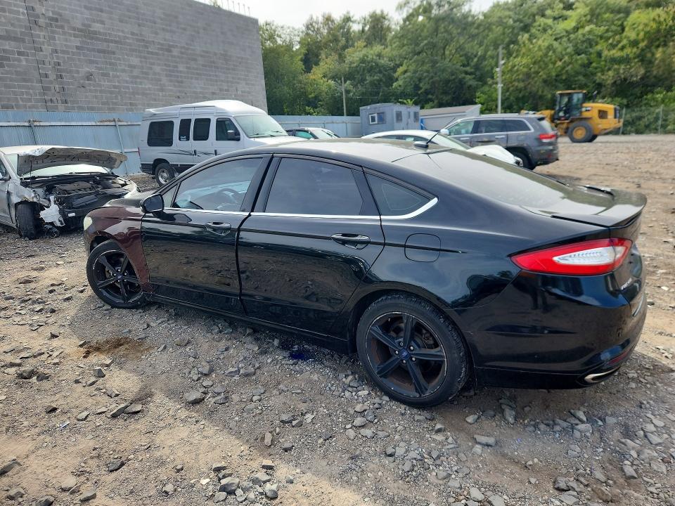 Zdjęcie 2 z aukcji – 2016 FORD FUSION z VIN 3FA6P0T99GR286835