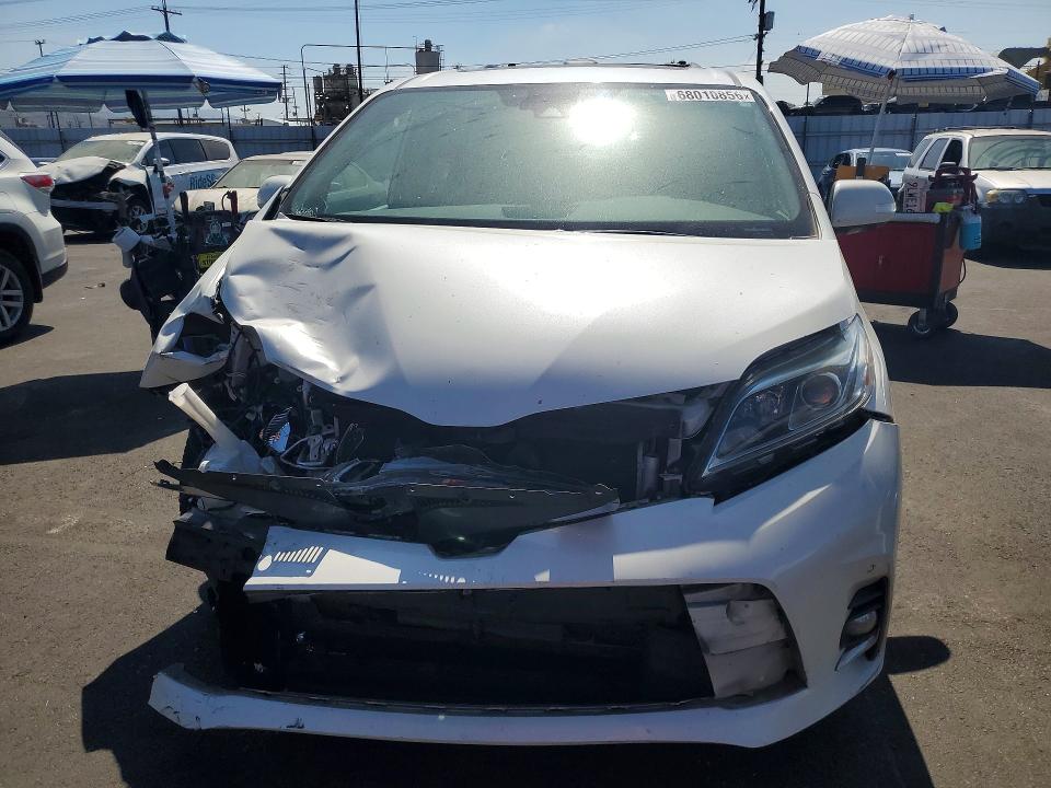 Photo 5 from auction – 2019 TOYOTA SIENNA with VIN 5TDYZ3DC4KS977334