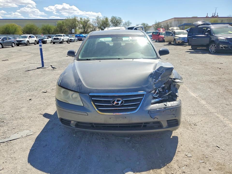 Photo 5 from auction – 2010 HYUNDAI SONATA with VIN 5NPET4AC1AH597581
