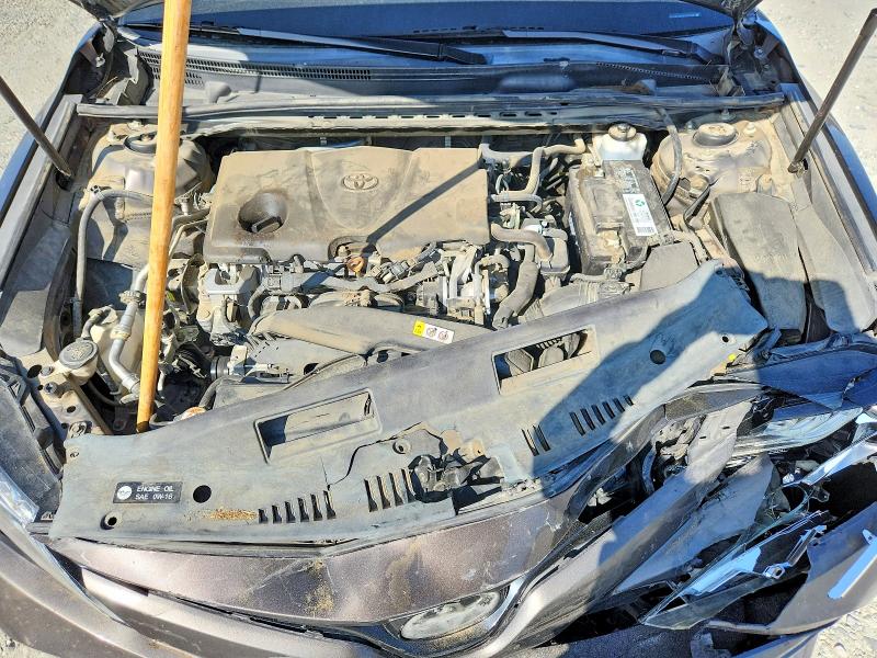 Снимка 11 от търг – 2019 TOYOTA CAMRY с VIN 4T1B11HK0KU257006