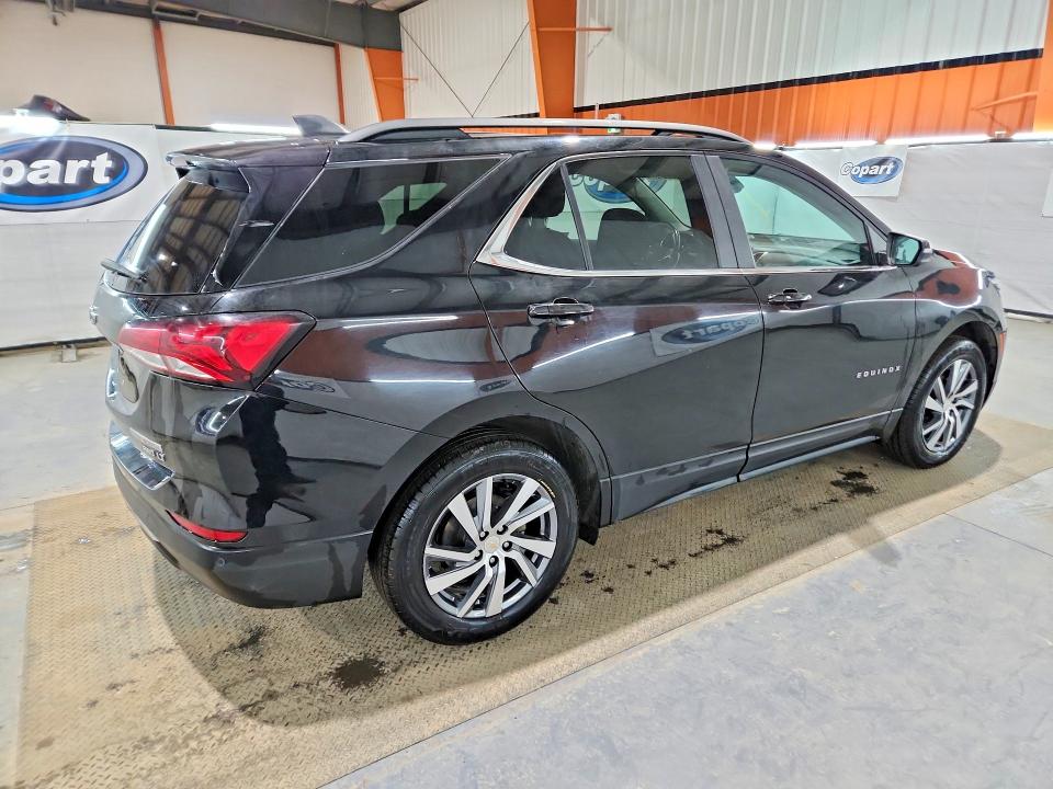 Photo 3 from auction – 2022 CHEVROLET EQUINOX with VIN 3GNAXUEV2NL266407
